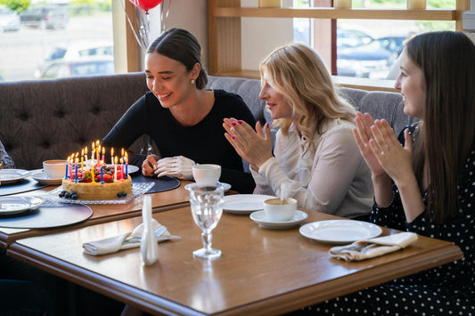 25 Best Birthday Rewards Programs: Get Free Food, Drinks & Gifts in 2024