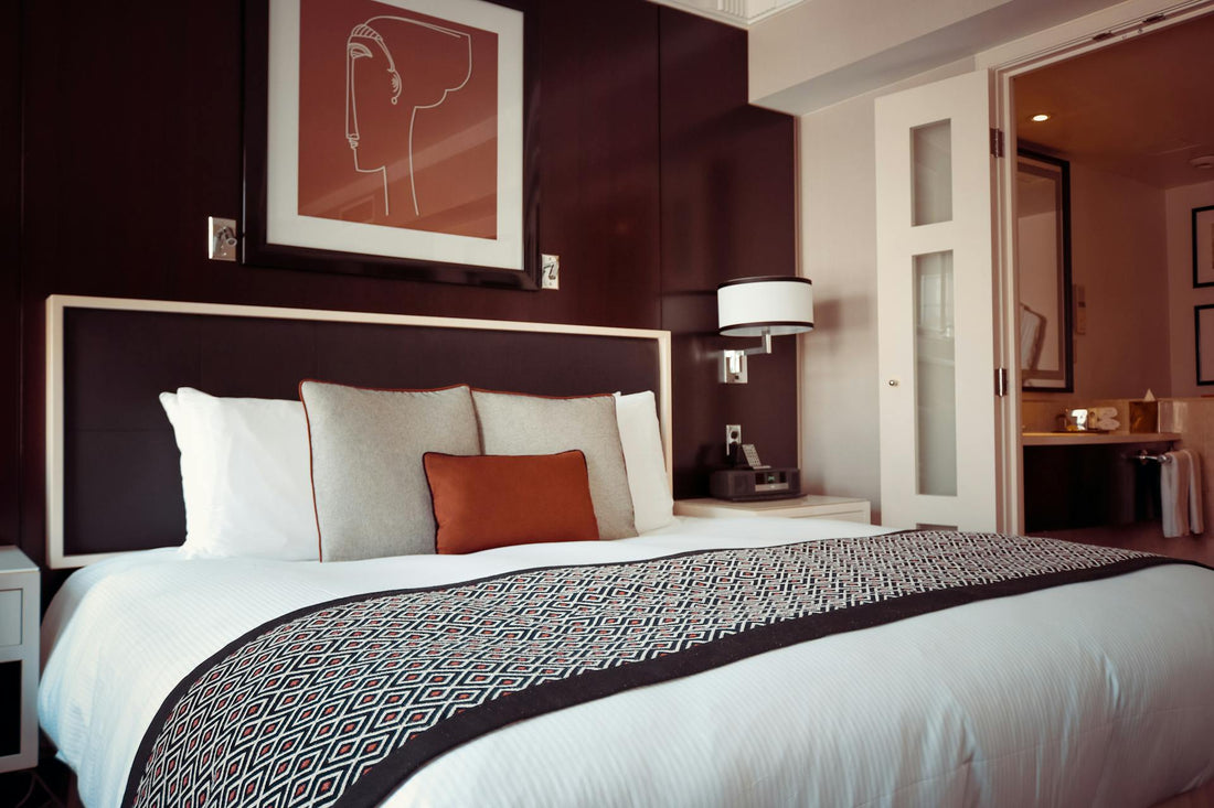 13 Best Hotels That Allow 18-Year-Olds (2025)